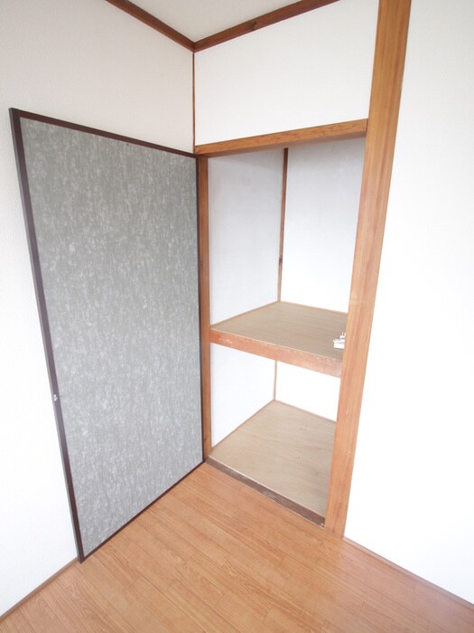 物件内観写真21　(収納)