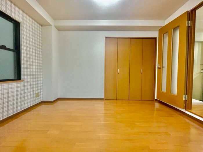 物件内観写真10　(居室)