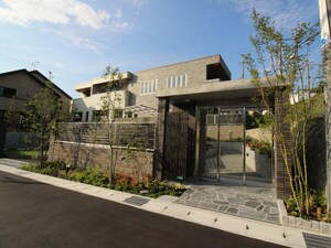 シャーメゾン殿山町外観写真