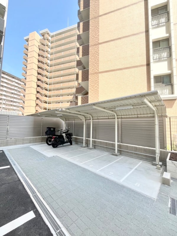 バイク置き場