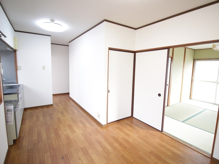 物件内観写真8　(内観写真)