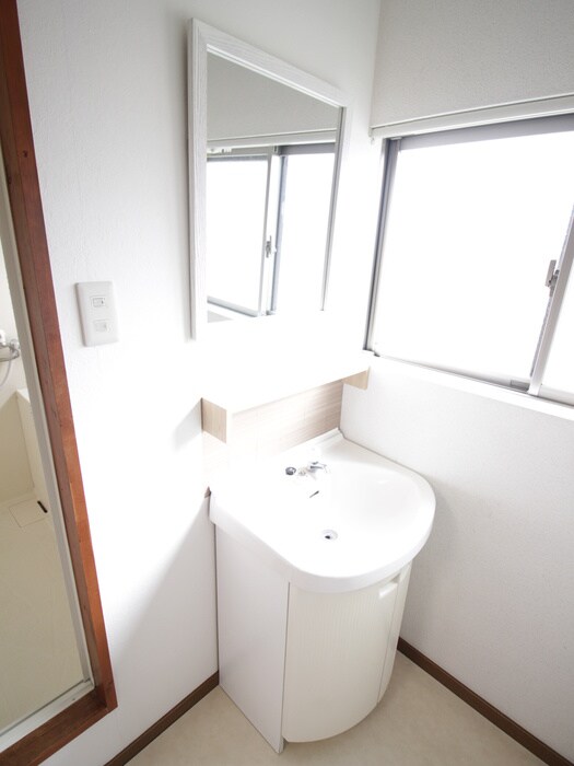 物件内観写真9　(洗面)