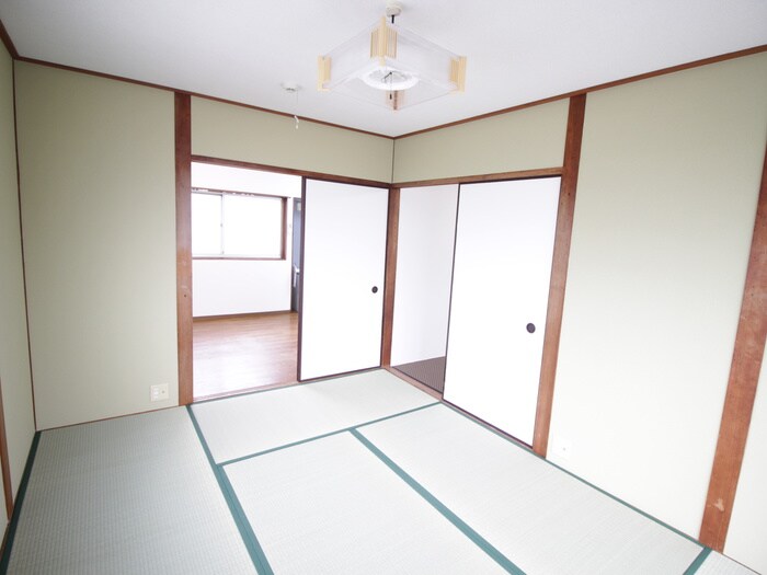 物件内観写真15　(居室)