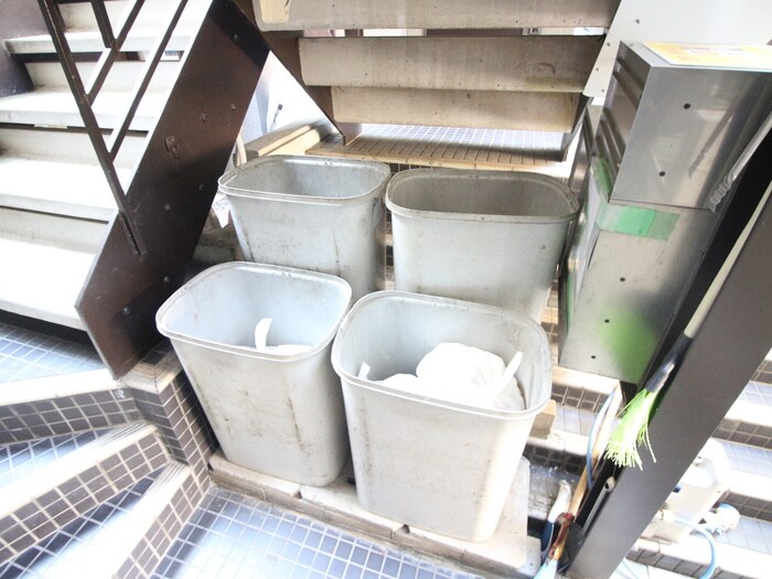 ルーブル小川の建物設備