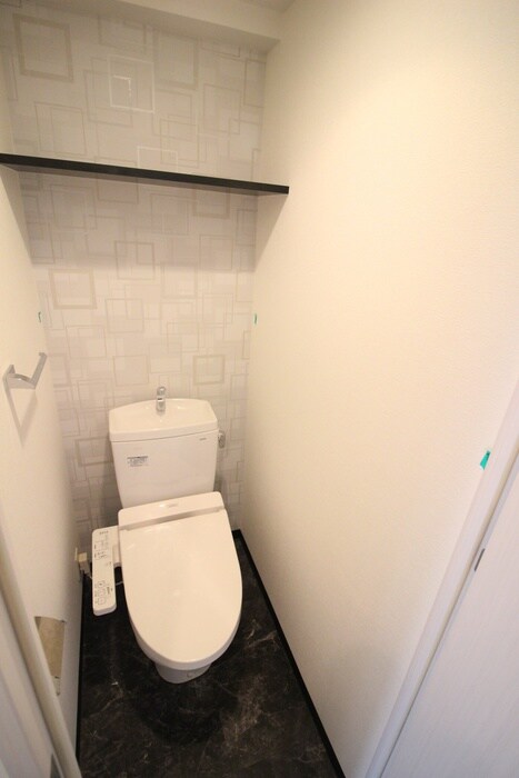物件内観写真8　(トイレ)