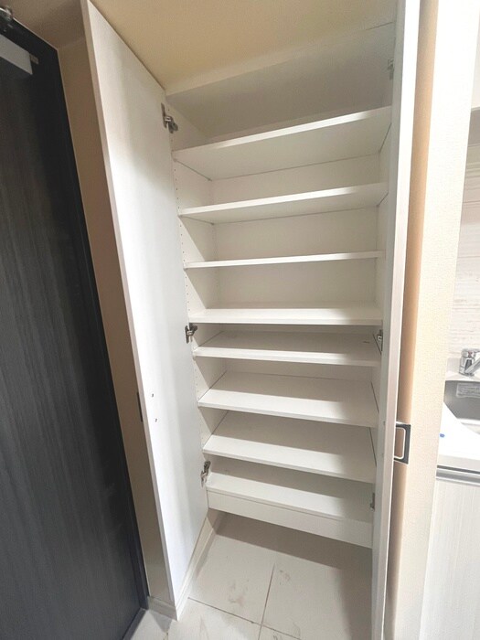 物件内観写真16　(靴箱)