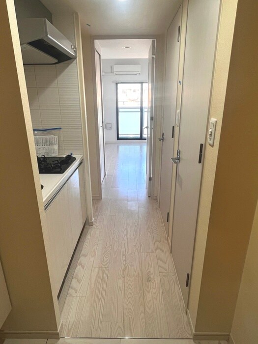 物件内観写真17　(廊下)