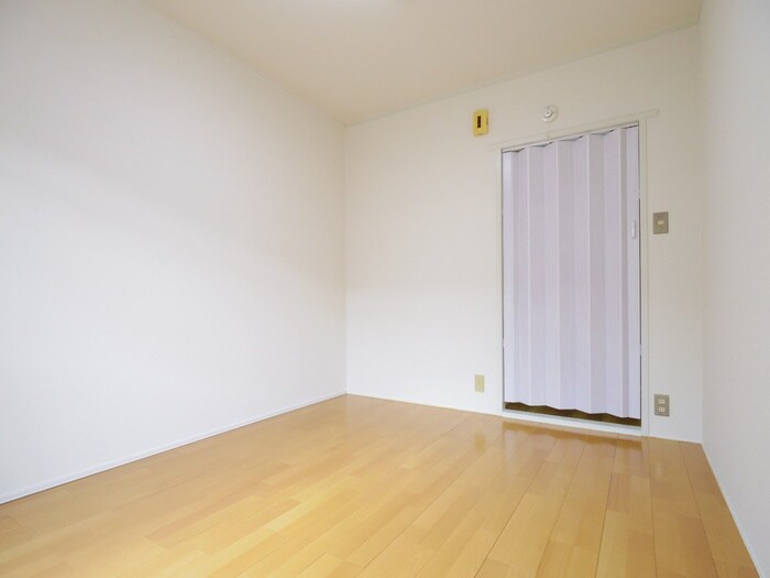 物件内観写真6　(居室)