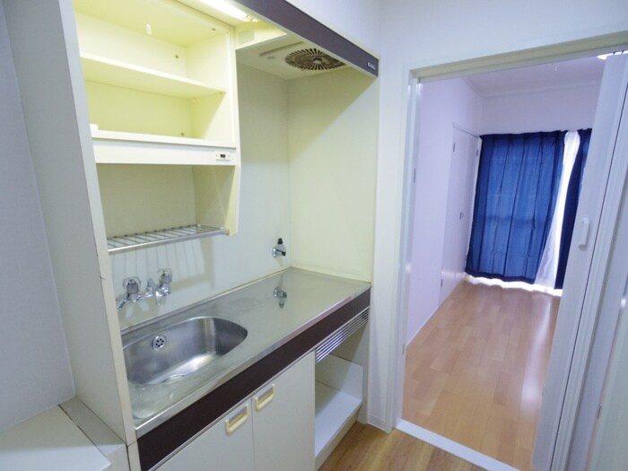 物件内観写真12　(廊下)