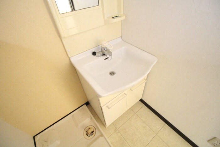 物件内観写真13　(洗面)