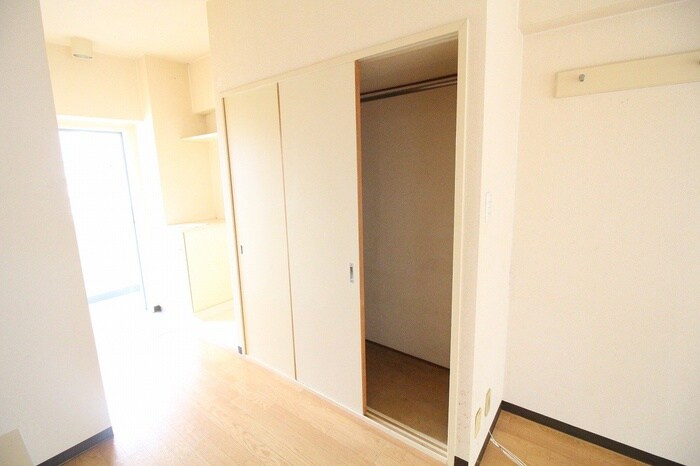 物件内観写真14　(収納)