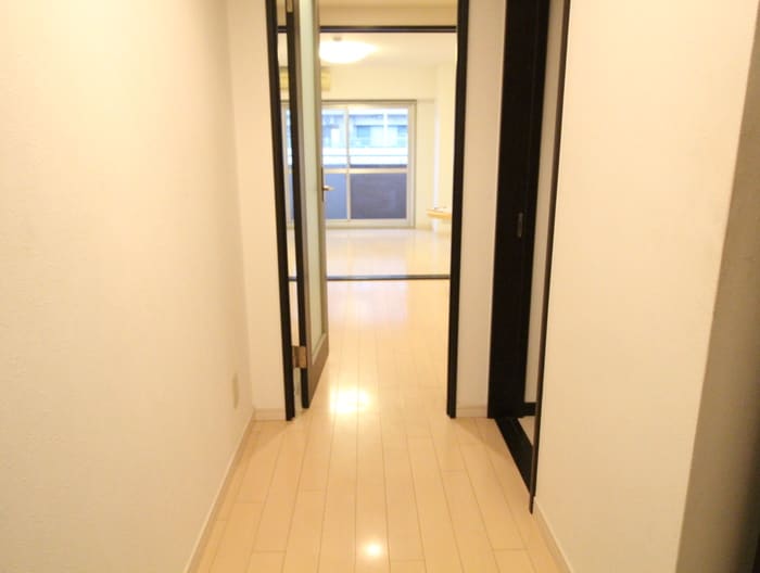 物件内観写真18　(廊下)