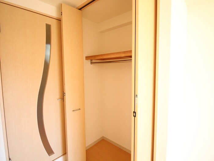 物件内観写真14　(収納)