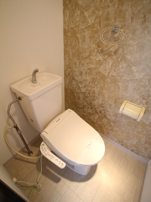 物件内観写真11　(トイレ)