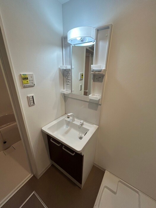 物件内観写真12　(洗面)