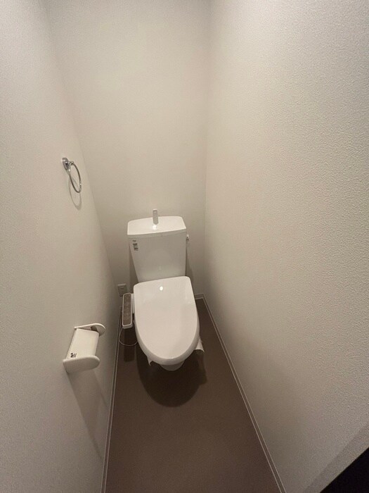 物件内観写真14　(トイレ)