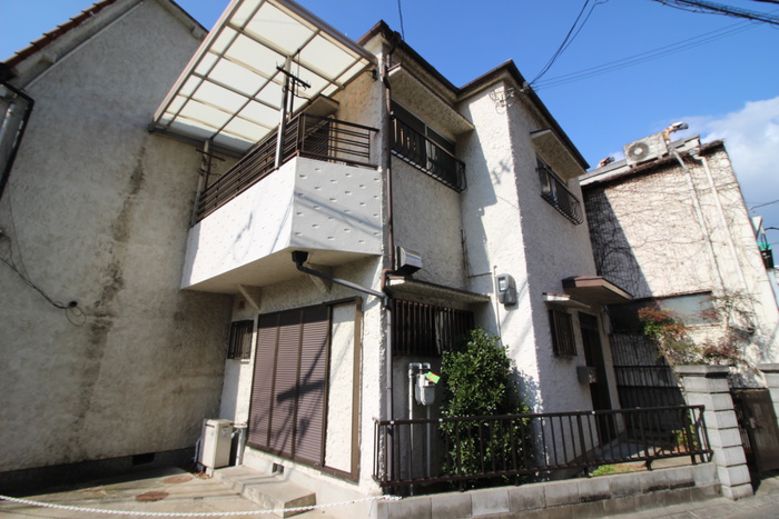 米岡貸家