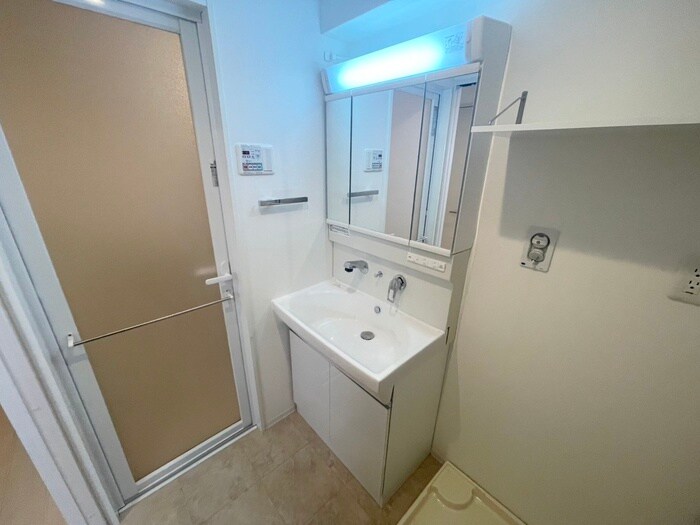 物件内観写真12　(洗面)