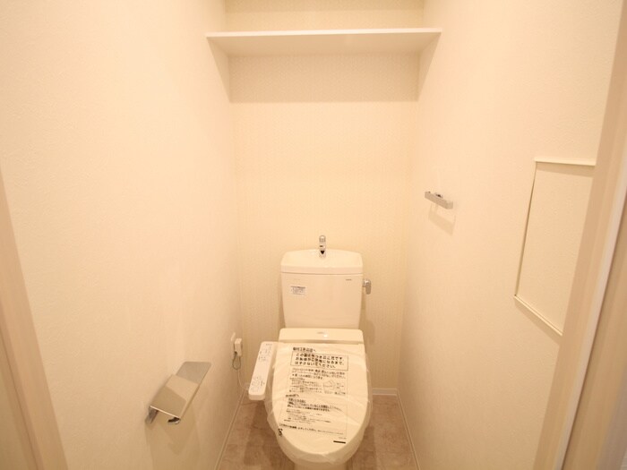 物件内観写真13　(トイレ)