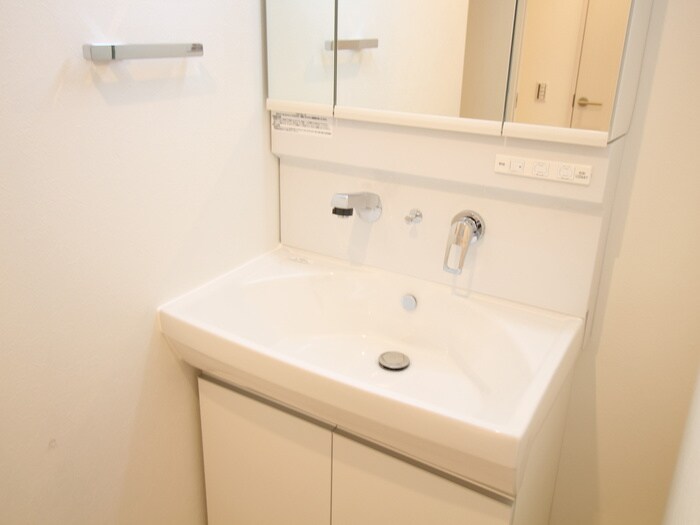 物件内観写真14　(洗面)