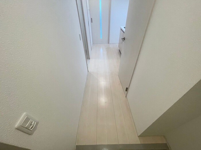 物件内観写真18　(廊下)