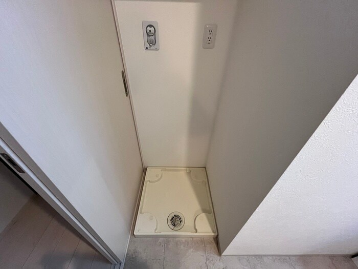 物件内観写真20　(洗濯機置場)