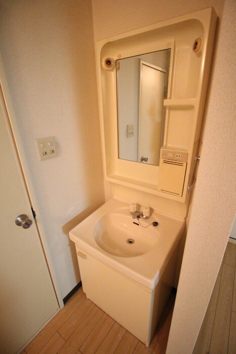 物件内観写真10　(洗面)