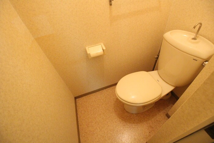 物件内観写真12　(トイレ)