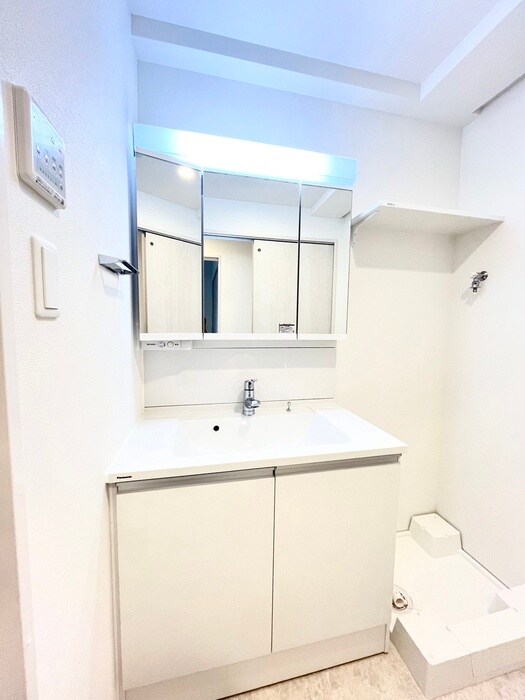 物件内観写真11　(洗面)