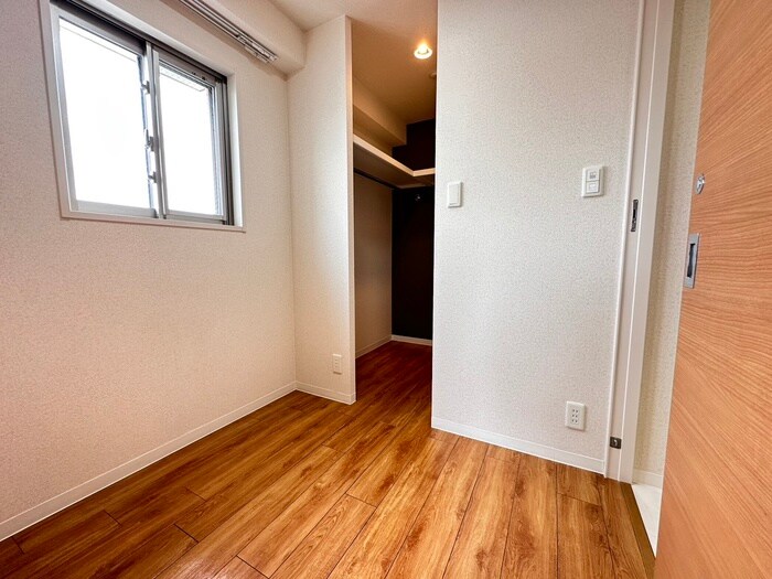 物件内観写真10　(洗面)