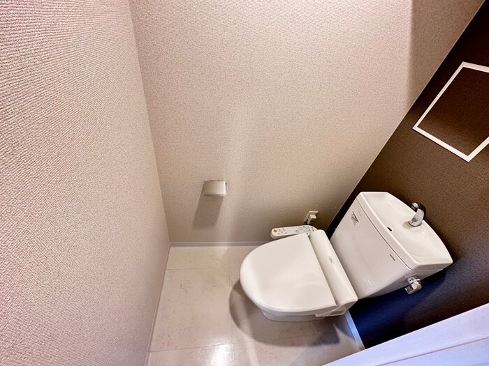 物件内観写真15　(トイレ)