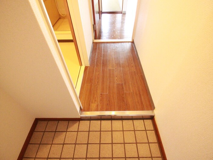 物件内観写真19　(廊下)