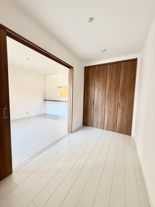 物件内観写真10　(居室)