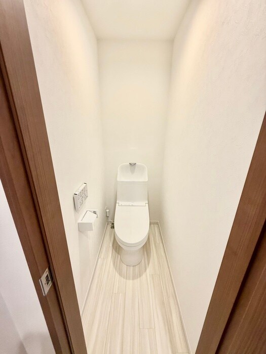 物件内観写真14　(トイレ)