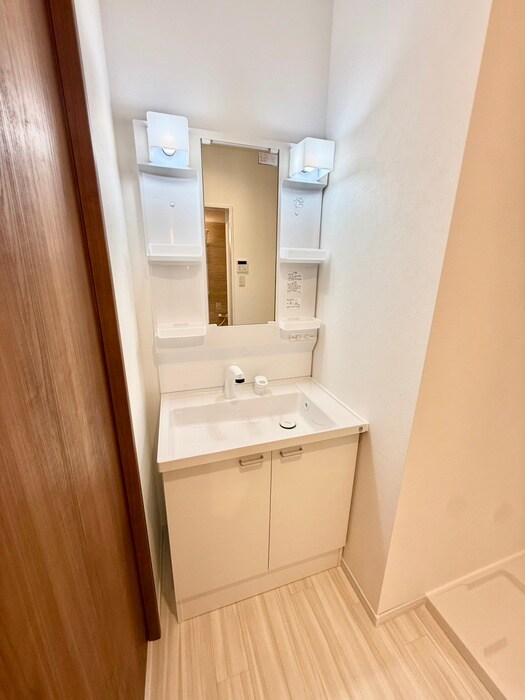 物件内観写真15　(洗面)