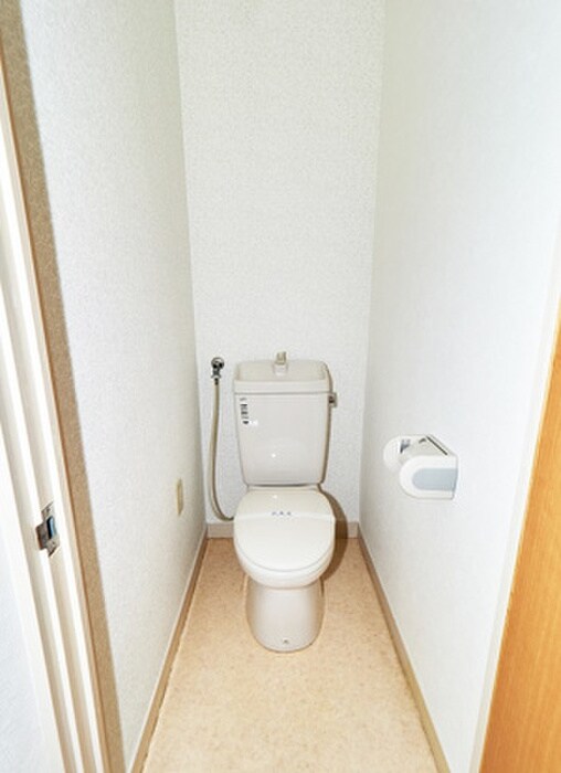 物件内観写真12　(トイレ)