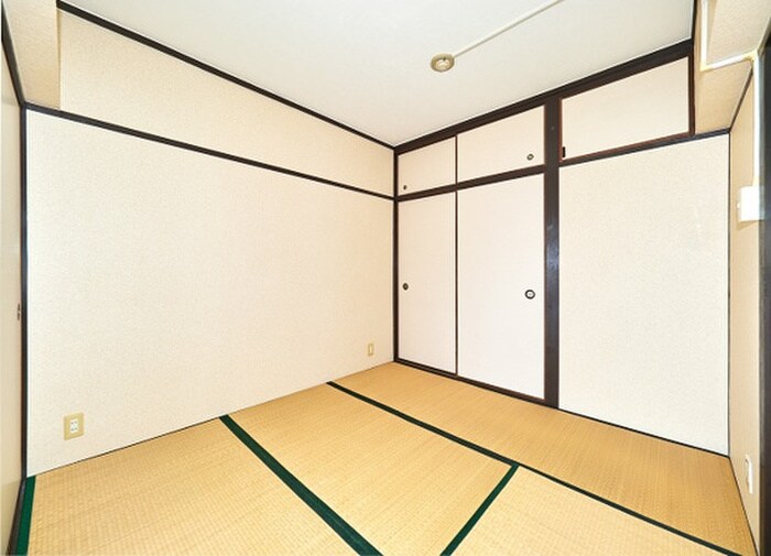 物件内観写真16　(居室)