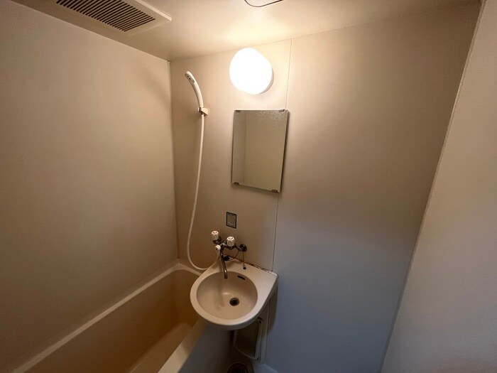 物件内観写真14　(洗面)