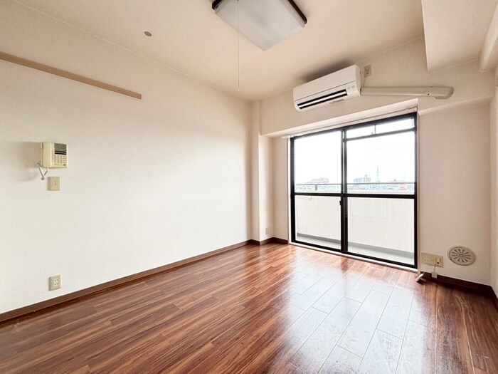 物件内観写真6　(居室)