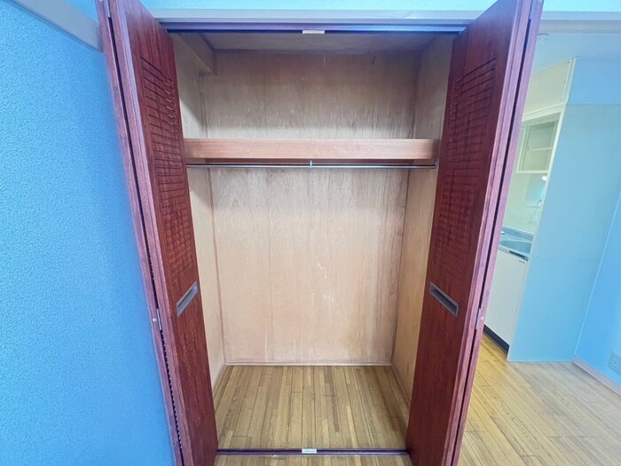 物件内観写真8　(収納)