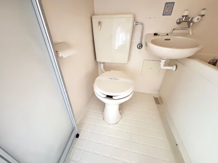 物件内観写真11　(トイレ)
