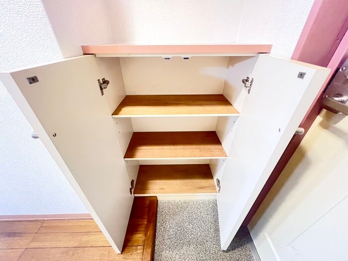 物件内観写真16　(靴箱)