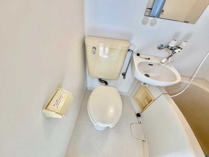 物件内観写真15　(トイレ)