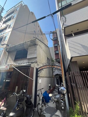 谷九クロ－バ－ハイツ外観写真
