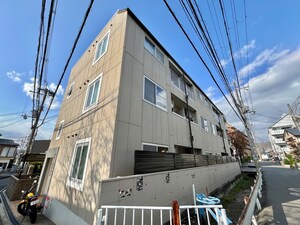 アイ・フラット外観写真