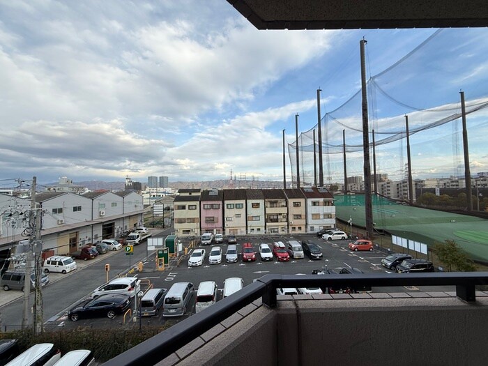 物件内観写真18　(室内からの展望)