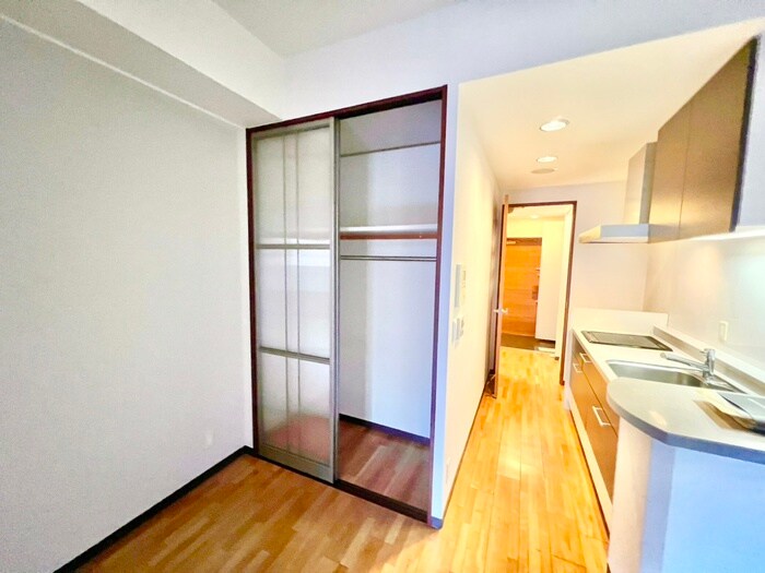 物件内観写真16　(収納)