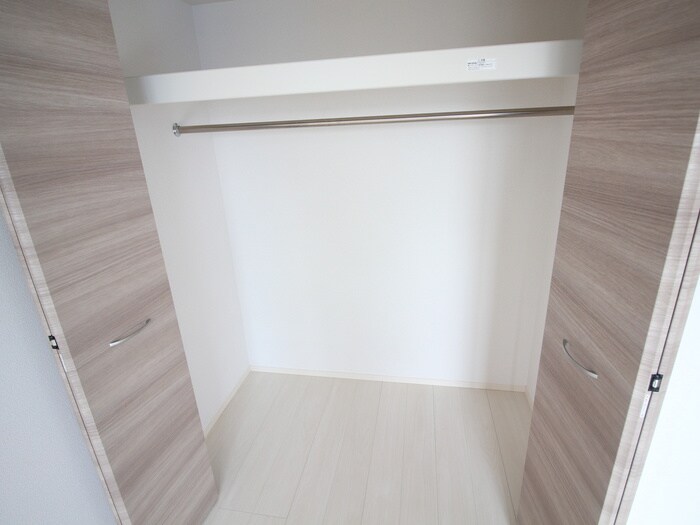物件内観写真10　(収納)