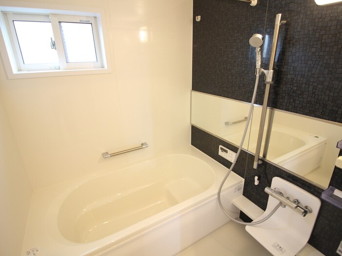 物件内観写真13　(バス／シャワールーム等)