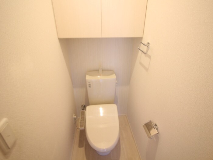 物件内観写真14　(トイレ)